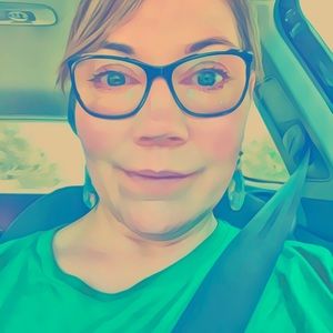 Meet your Posher, Christine